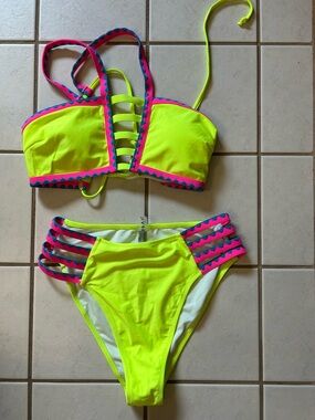 Popvil Neon Yellow High-Waist Bikini with Pink Trim